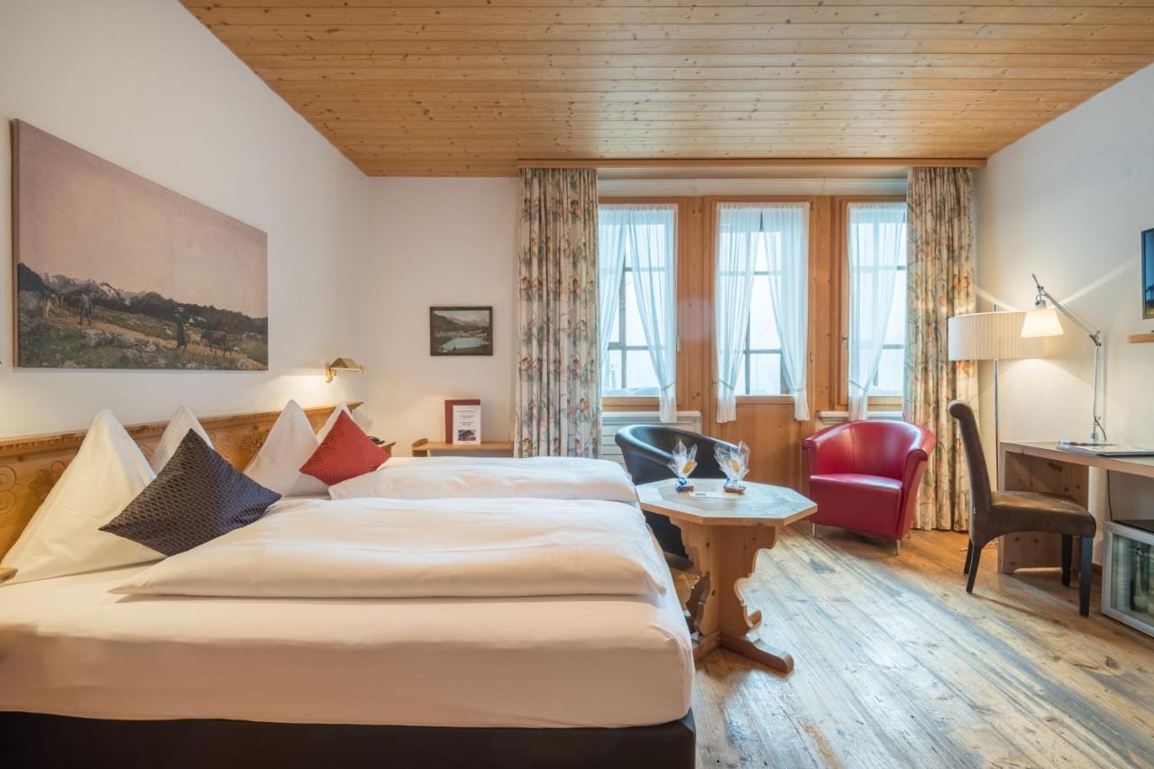 Schweizerhaus Swiss Quality Hotel Малоя Екстериор снимка