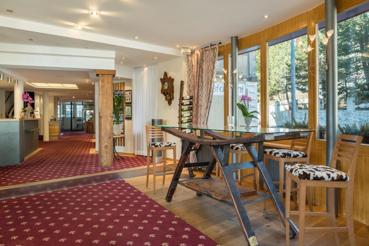 Schweizerhaus Swiss Quality Hotel Малоя Екстериор снимка