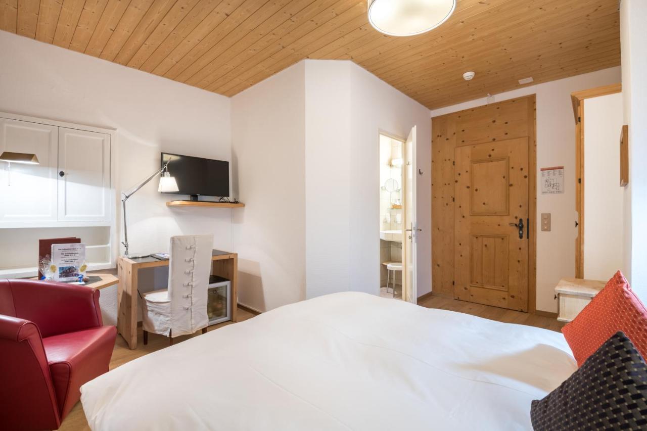 Schweizerhaus Swiss Quality Hotel Малоя Екстериор снимка