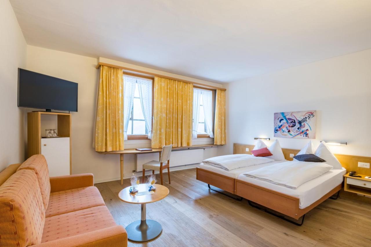 Schweizerhaus Swiss Quality Hotel Малоя Екстериор снимка