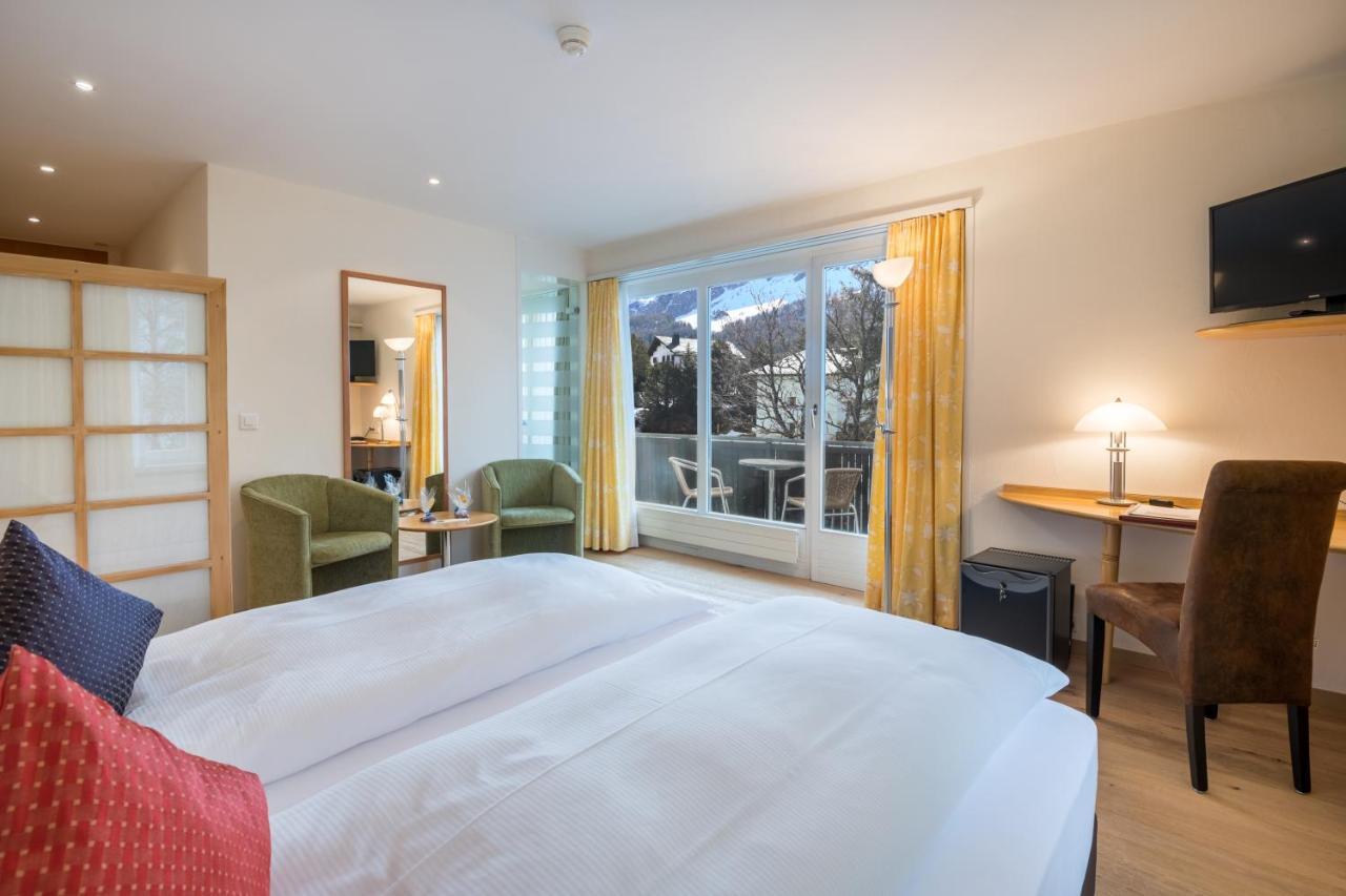 Schweizerhaus Swiss Quality Hotel Малоя Екстериор снимка
