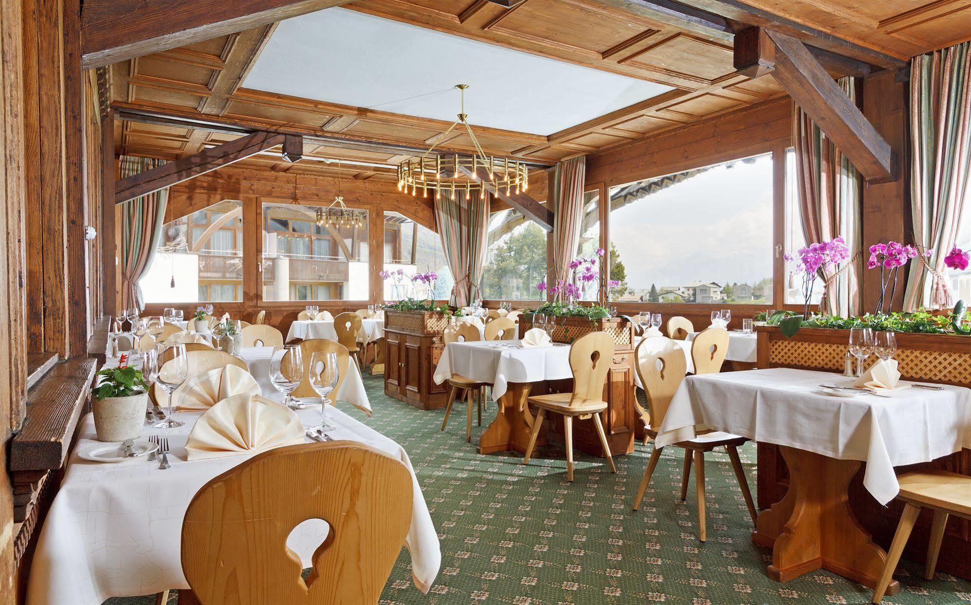 Schweizerhaus Swiss Quality Hotel Малоя Екстериор снимка
